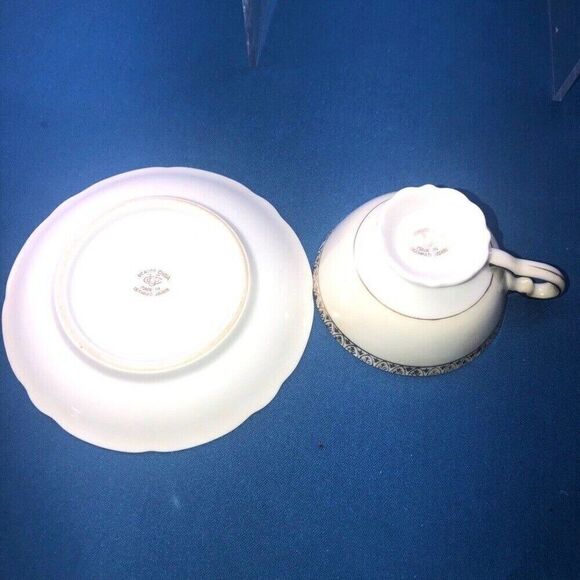 Demitasse Ucagco China vintage"Made in Occupied Japan" Tea Cup 1.5 2 pc - Picture 3 of 5